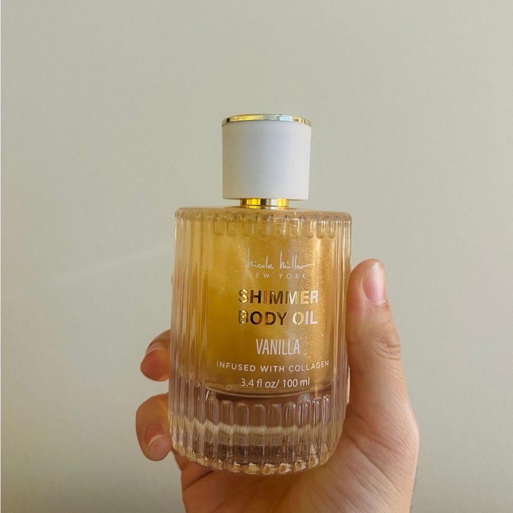 Nicole Miller SHIMMER BODY OIL VANILLA